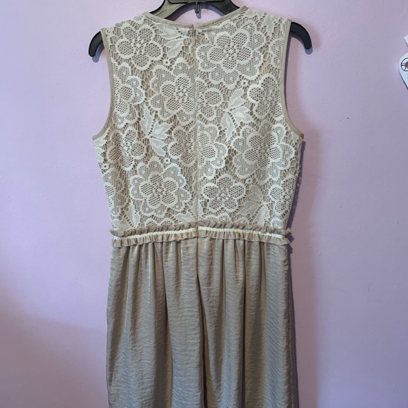 Tan Lace Dress - Picture 2 of 4